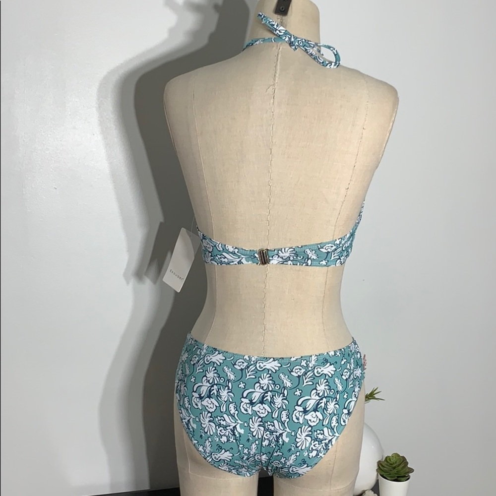 Two Piece Paisley Swimsuit 📦 (S-14) - Picture 5 of 12